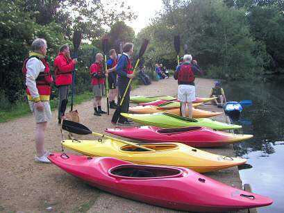 EFOG canoeing at Higham Park Lake